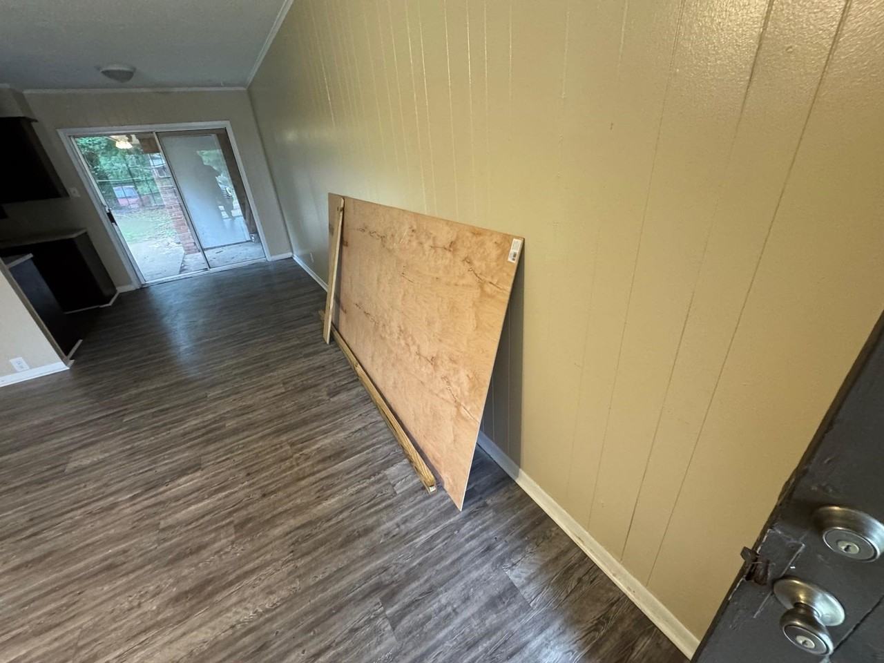 605 Circle Dr Apt A - Photo 3 of 8