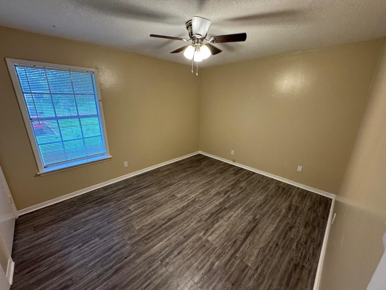 605 Circle Dr Apt A - Photo 7 of 8