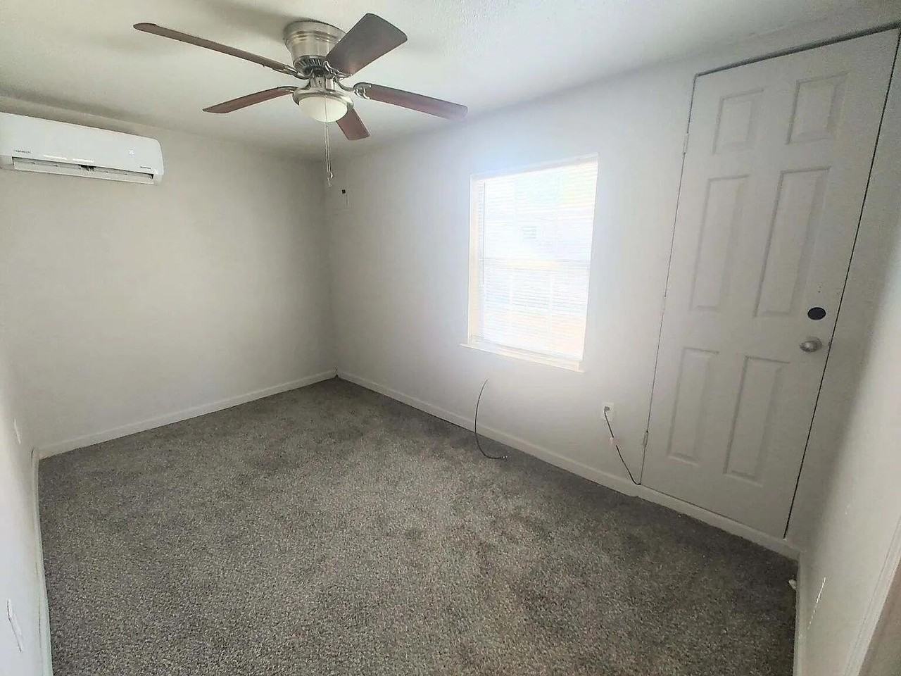 2404 Avenue U #REAR - Photo 5 of 6