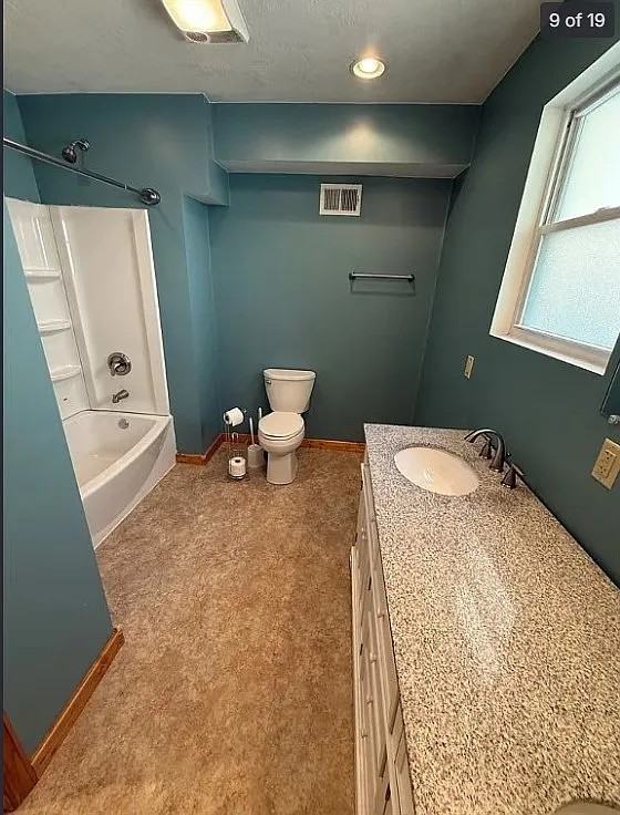635 Valley Street - Photo 5 of 7