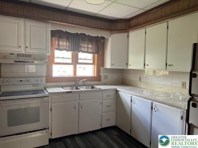 32 Powell St - Photo 5 of 12