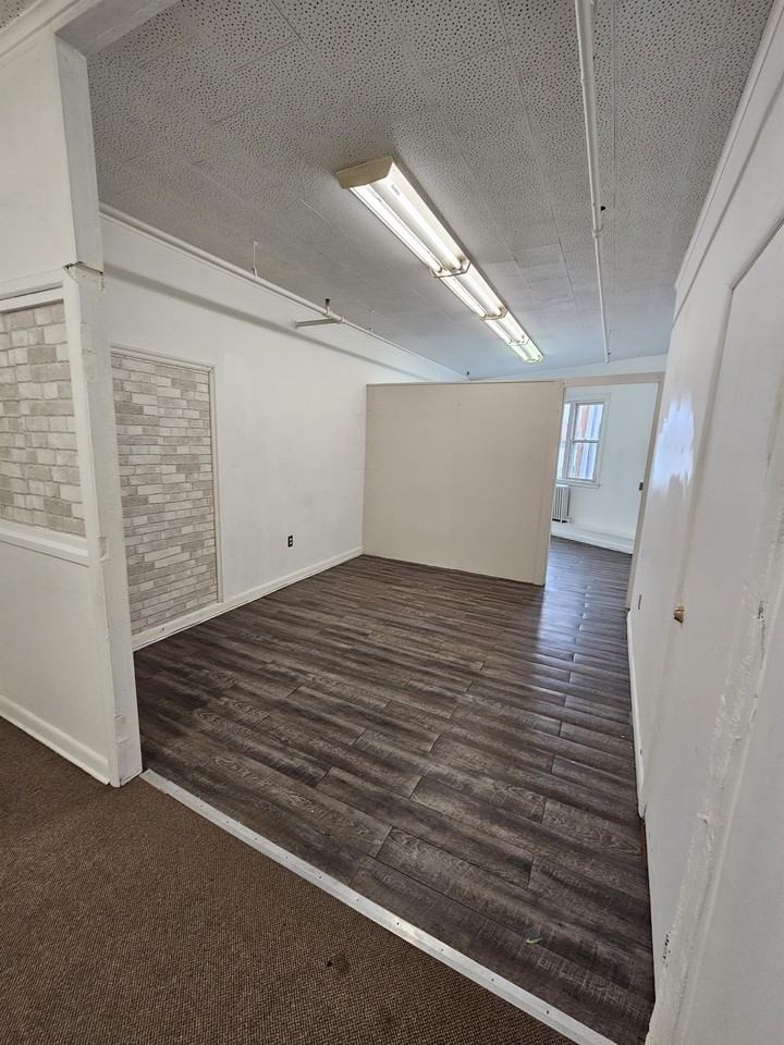 44 Raymond Ave #215 - Photo 3 of 3