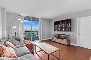 S Bayshore Dr - Photo 7 of 8