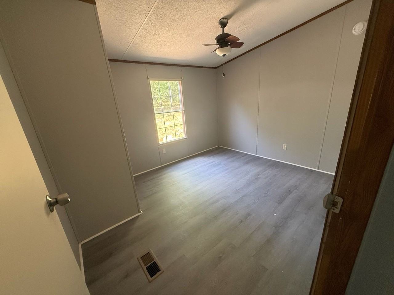 120 Dandridge Rd - Photo 7 of 14