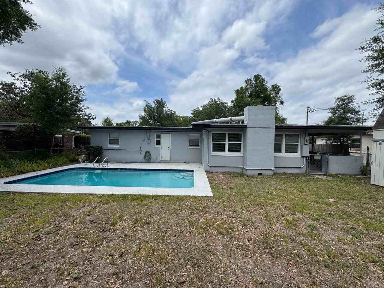 619 Santa Fe Ln - Photo 2 of 21