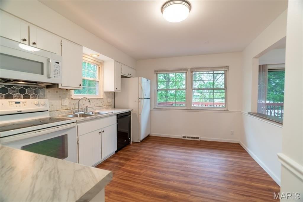 1226 Wissmann Dr - Photo 6 of 20