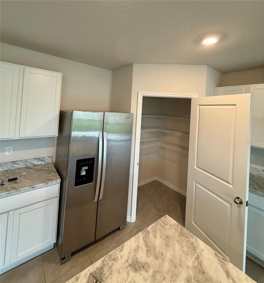 18011 Canopy Pl - Photo 7 of 31