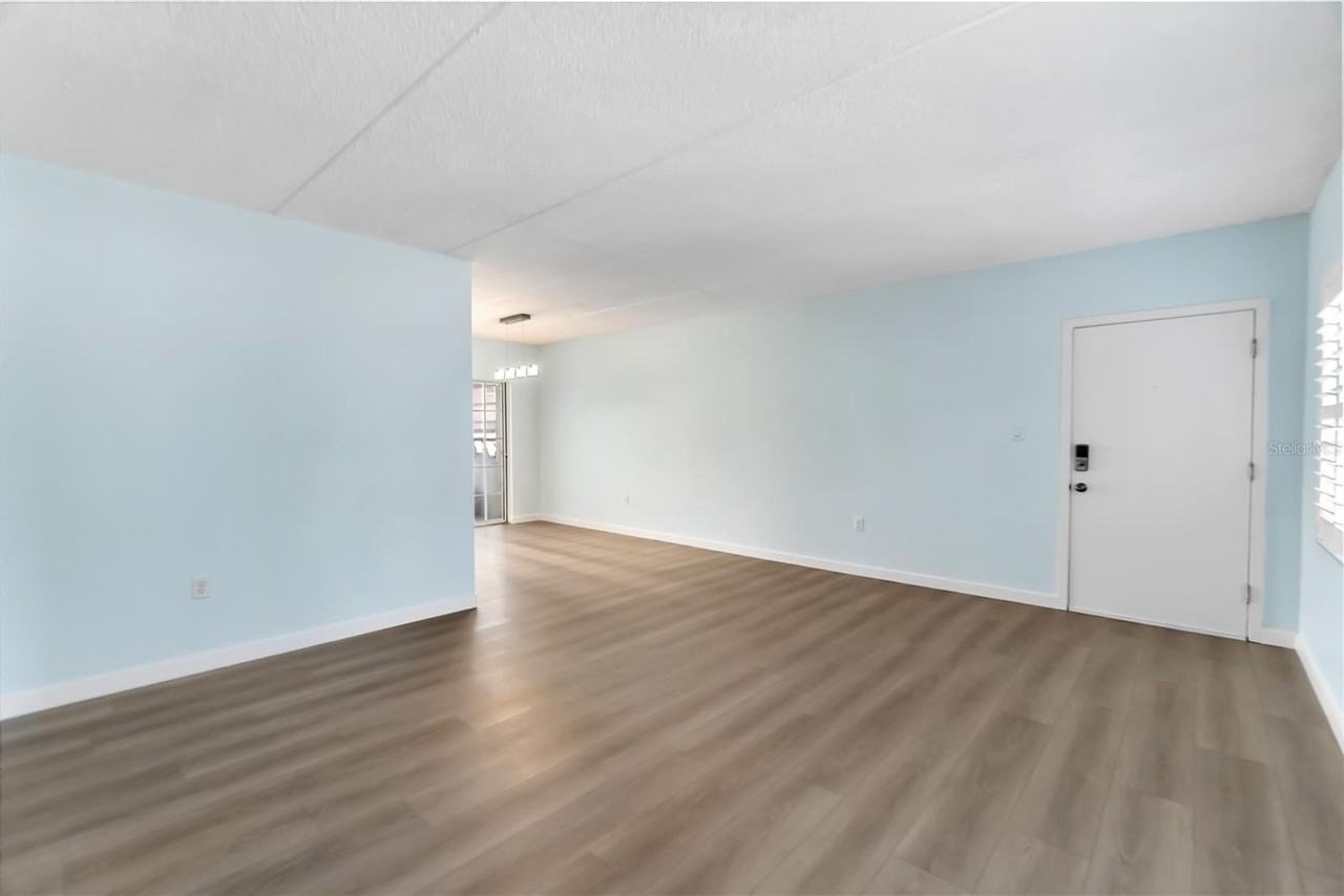 1153 Rue Des Rois #1A - Photo 5 of 32