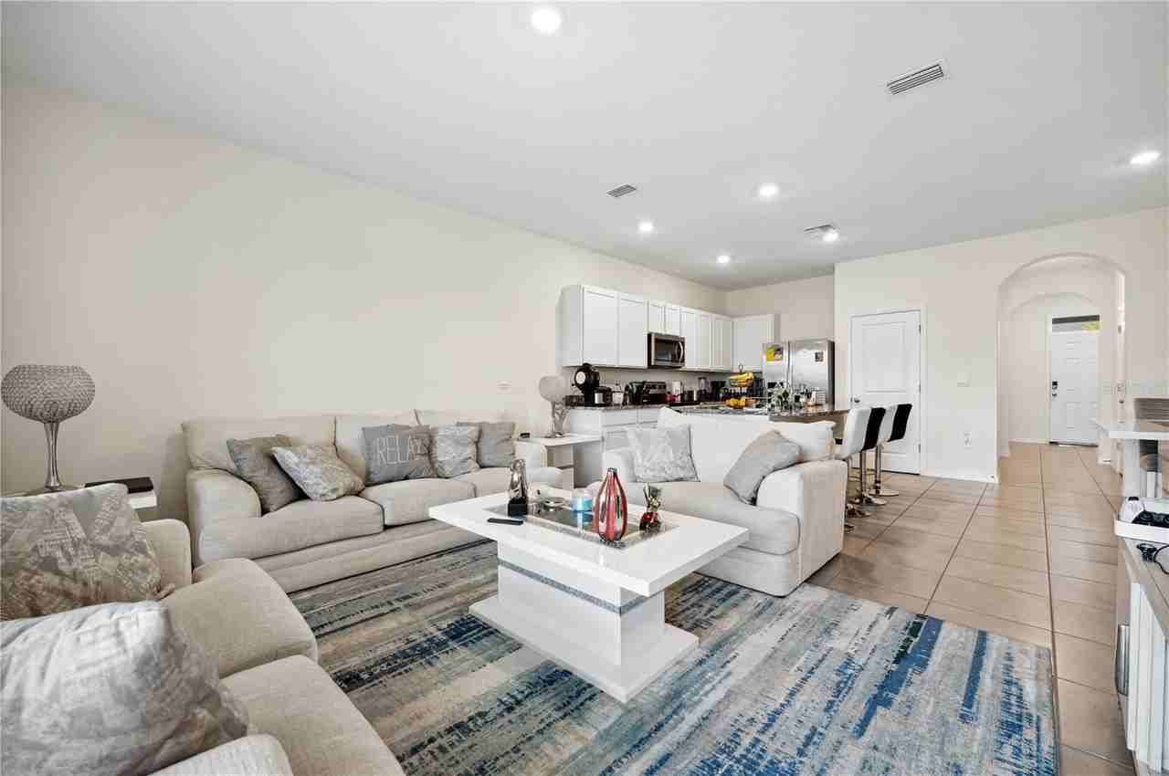 8924 Milestone Dr - Photo 4 of 22