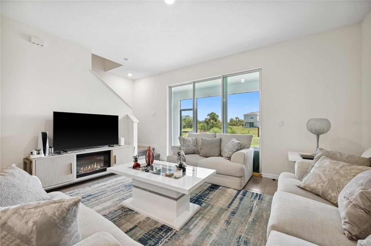 8924 Milestone Dr - Photo 6 of 22