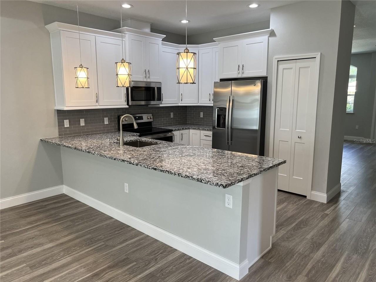 45 Wellham Ln - Photo 3 of 28