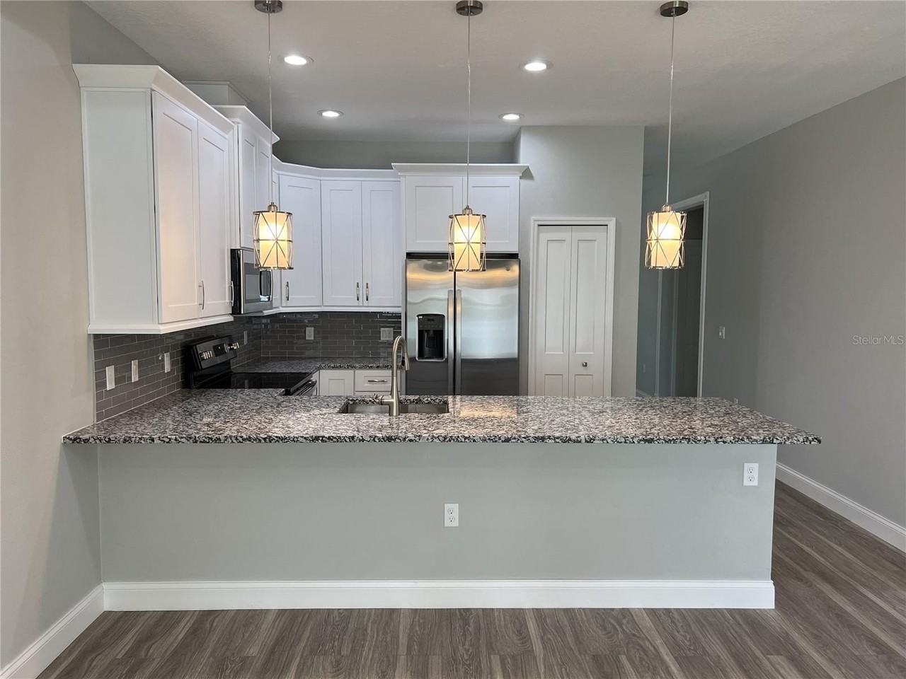 45 Wellham Ln - Photo 4 of 28