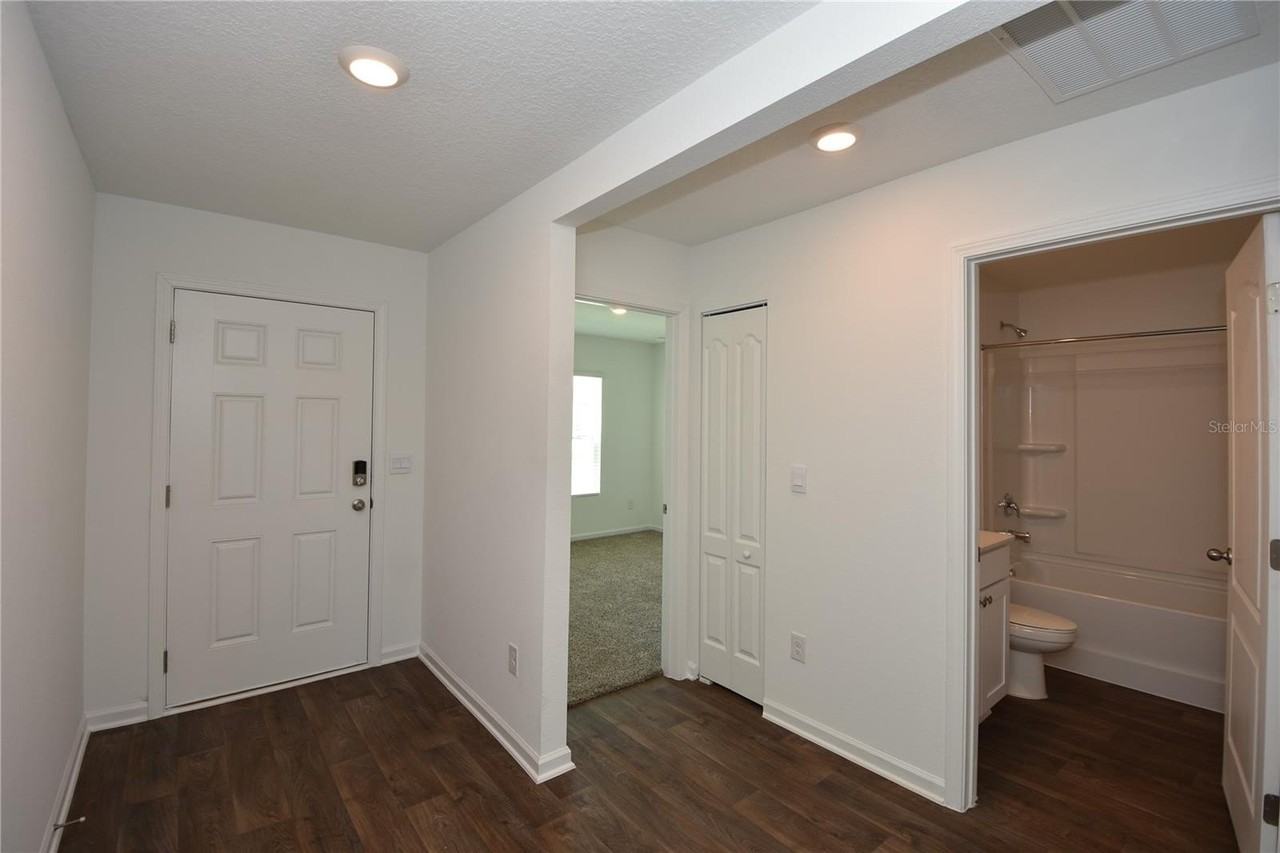 9 Springwood Dr - Photo 4 of 29