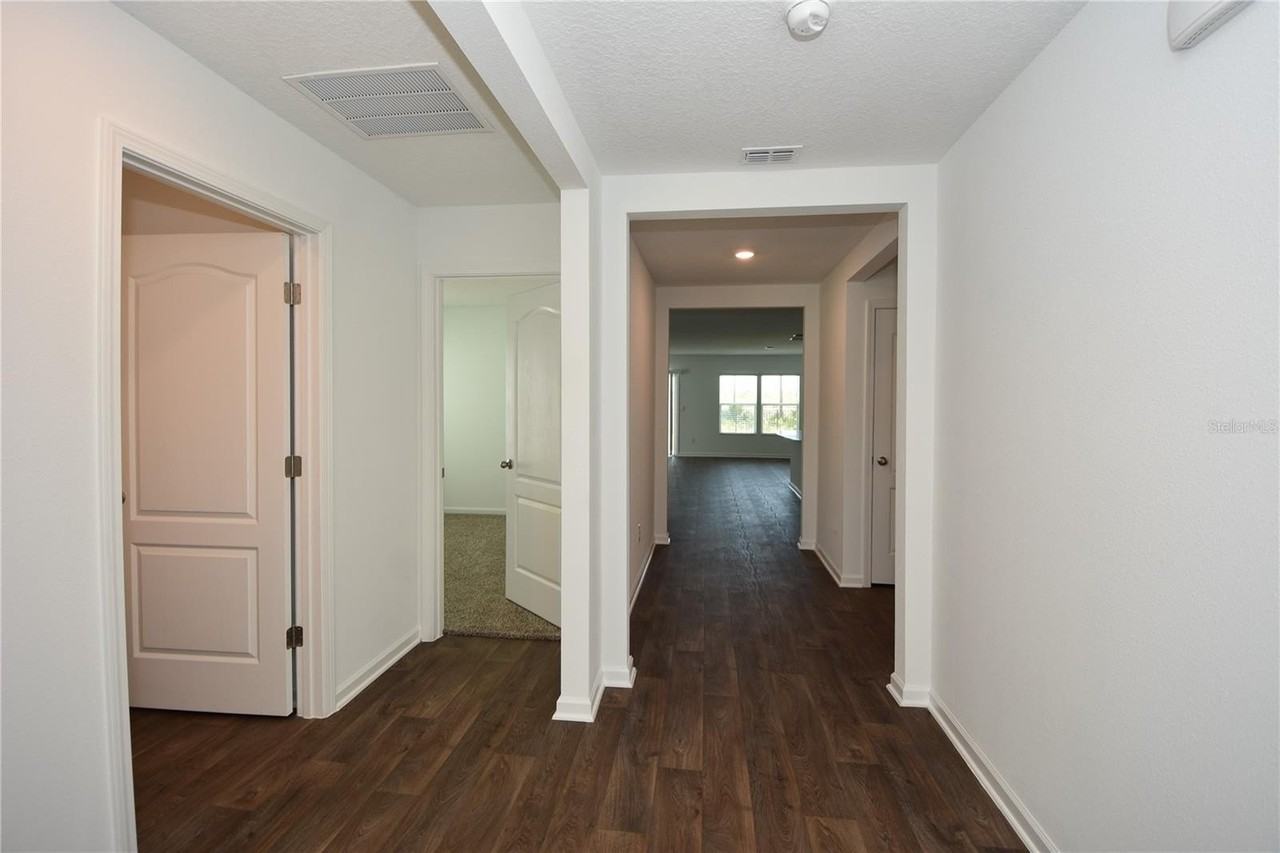 9 Springwood Dr - Photo 5 of 29