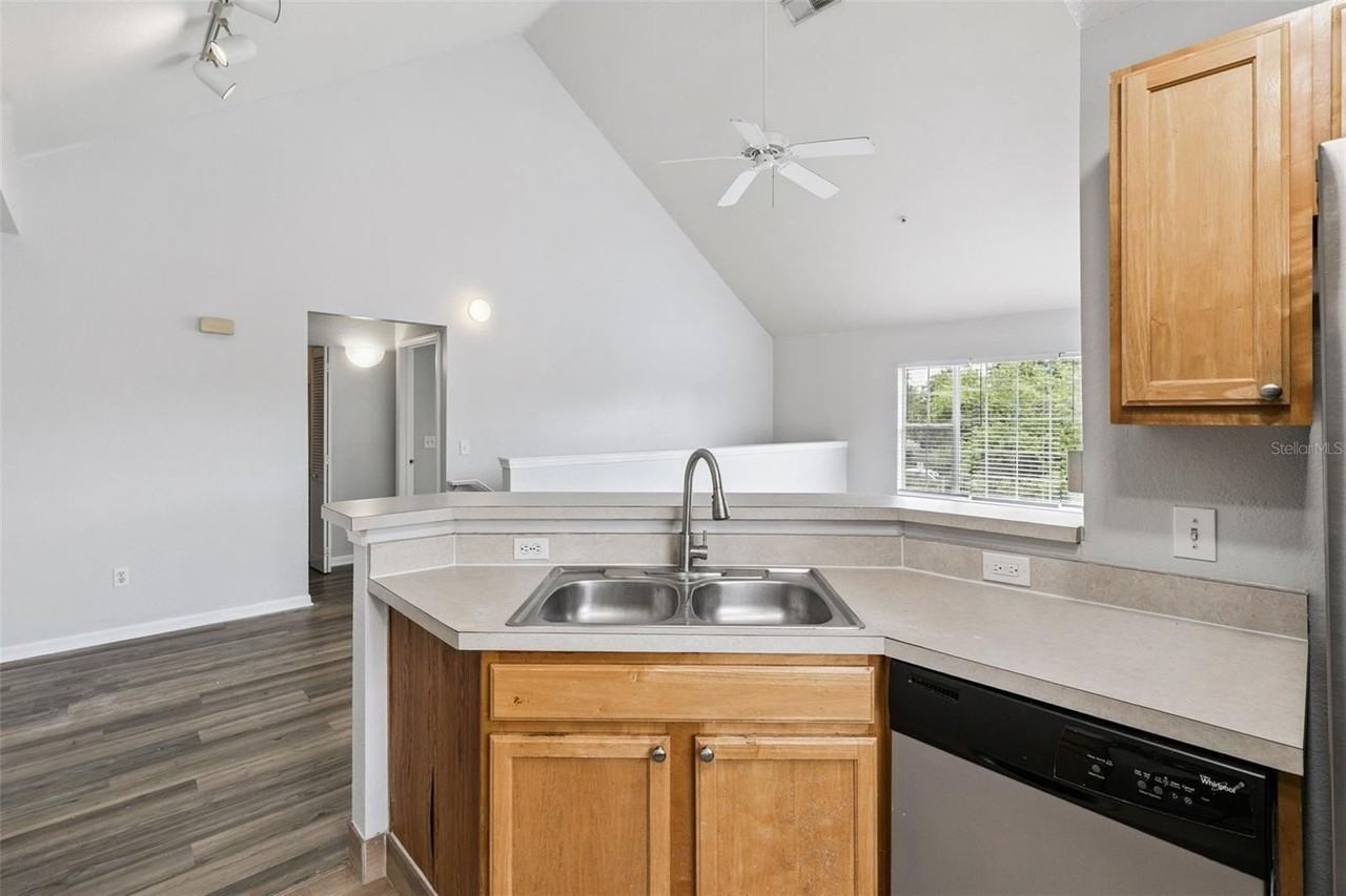 9141 Lee Vista Blvd #307 - Photo 7 of 24