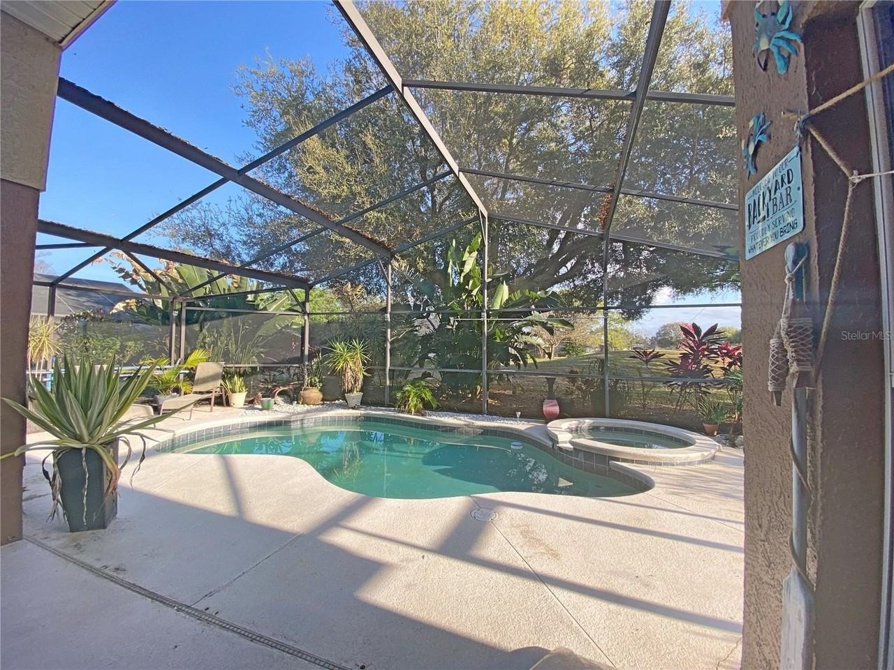 16834 Rockwell Heights Ln - Photo 2 of 21