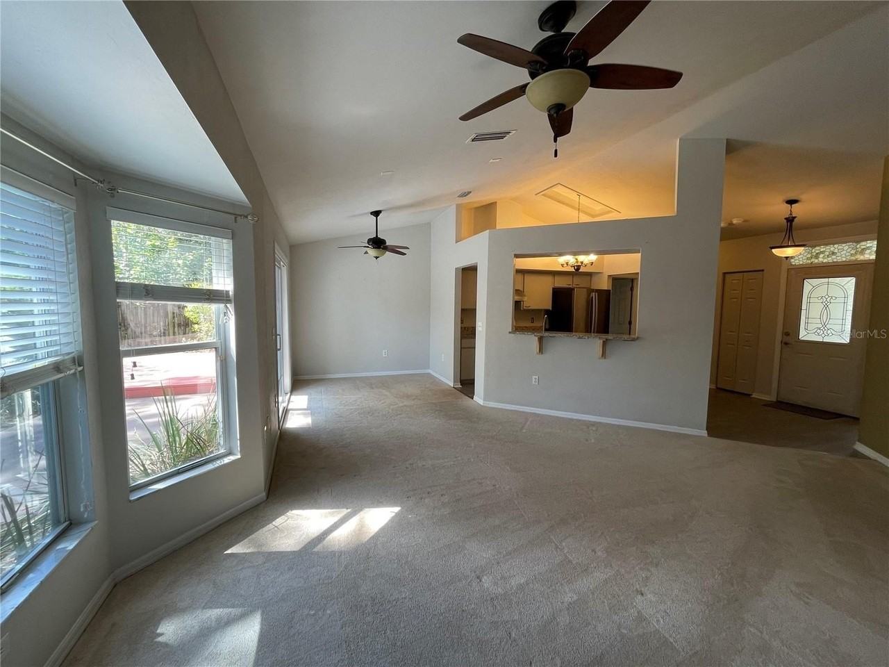 4349 Nw 34th Dr - Photo 5 of 27