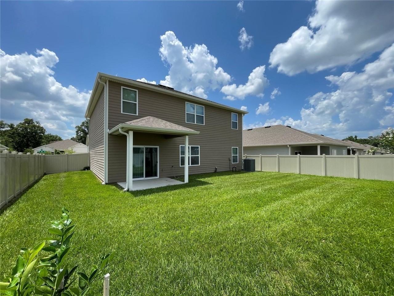 6065 Sw 84th St - Photo 2 of 35