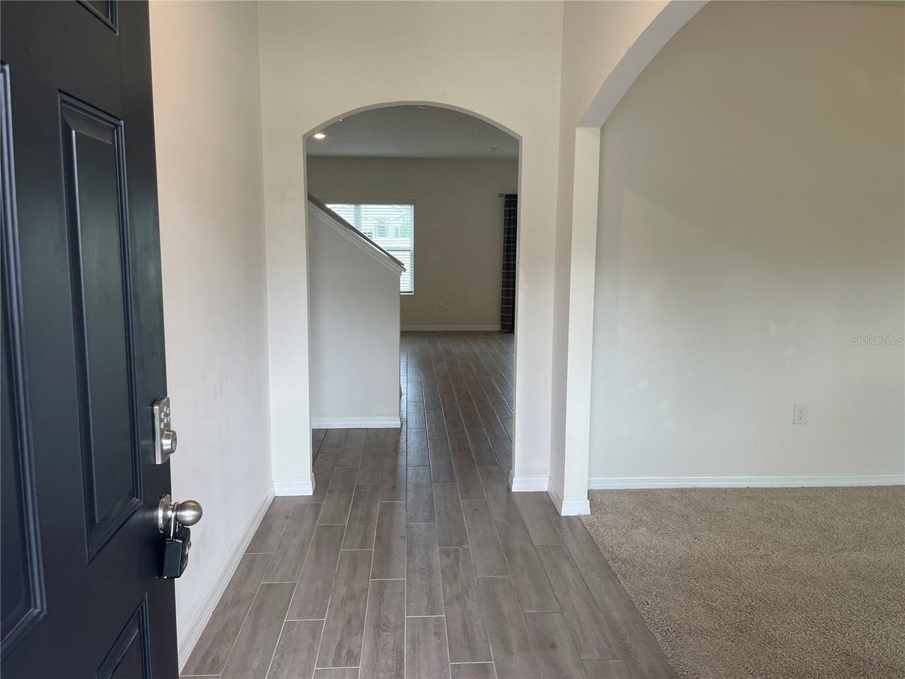 6065 Sw 84th St - Photo 3 of 35