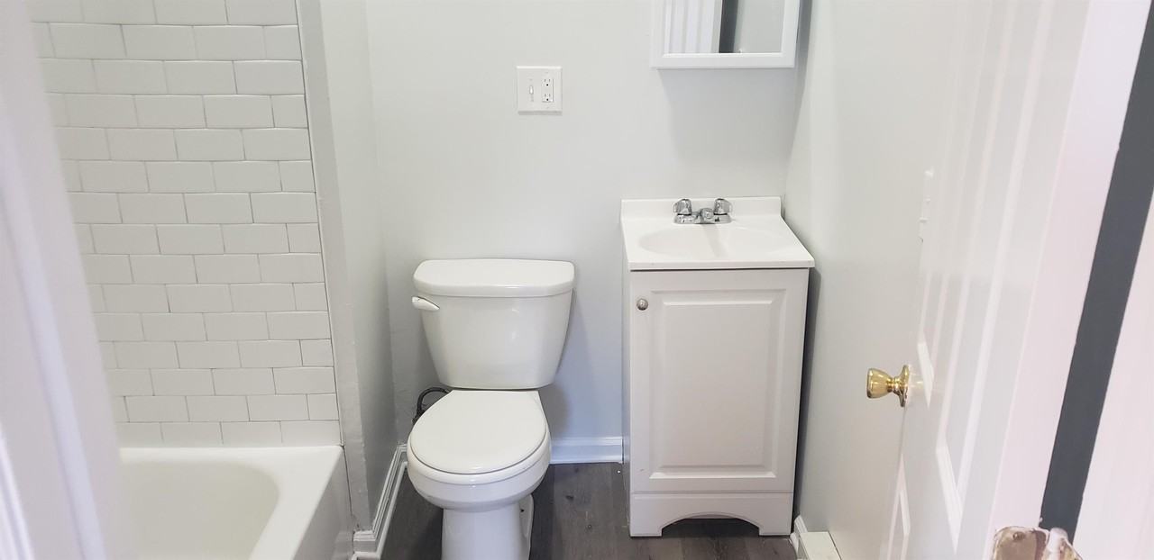 430 Liberty St #430-2G - Photo 2 of 10