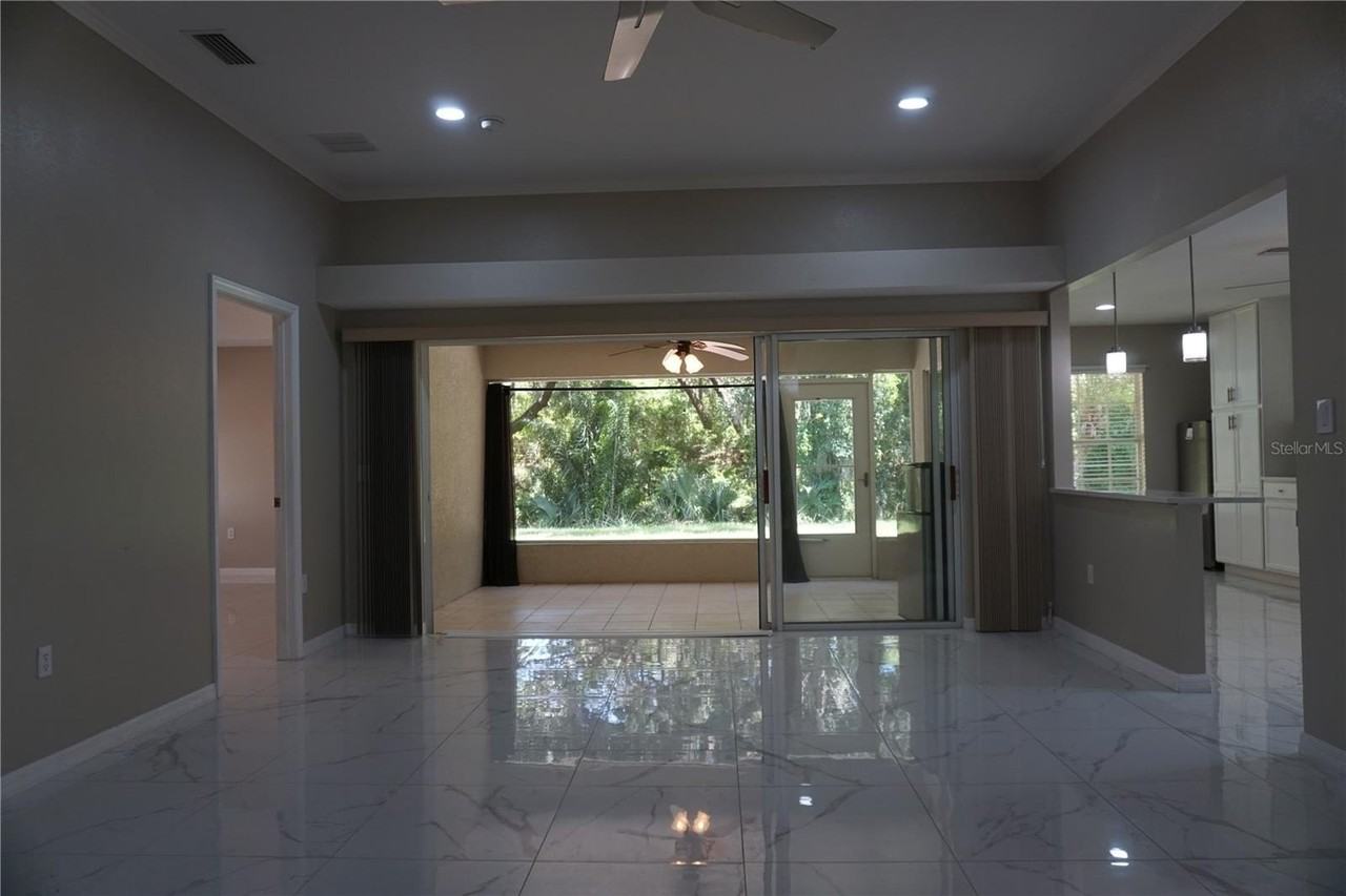 500 Vista Oaks Way - Photo 2 of 19