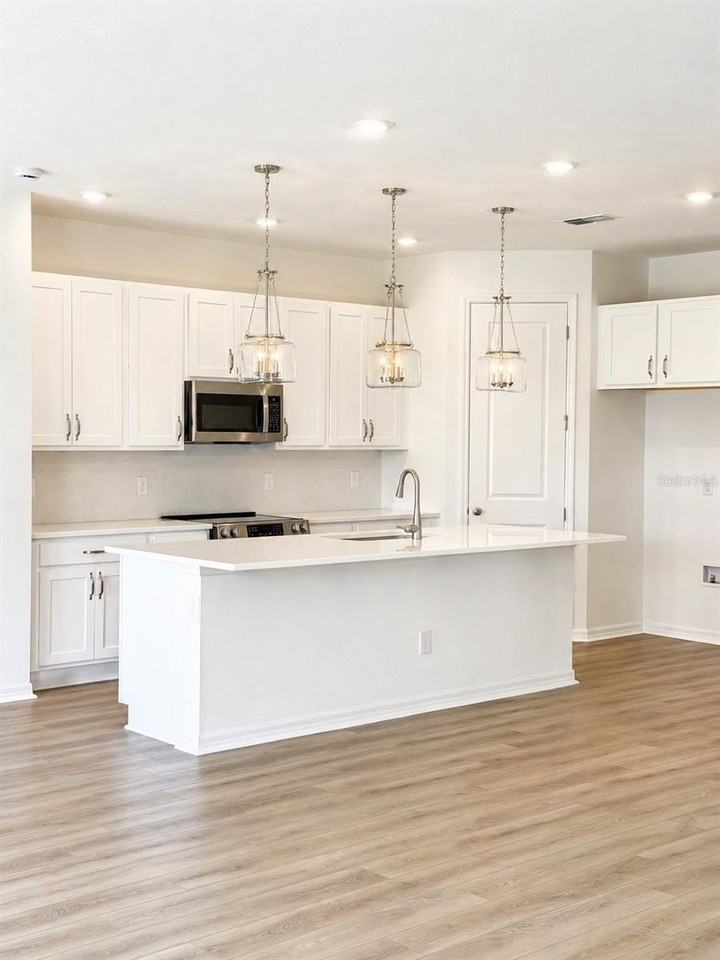 5712 Haystack Dr - Photo 4 of 21
