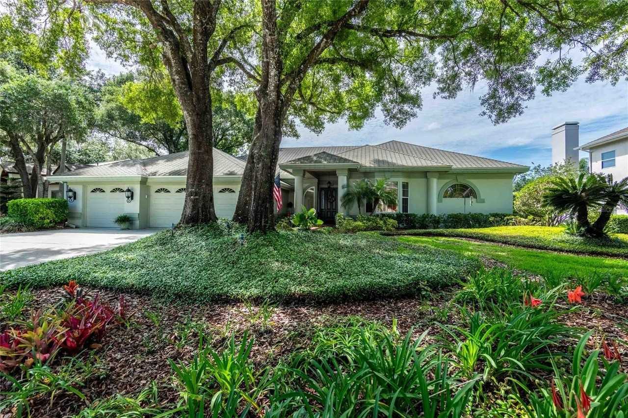 6605 Stonington Dr N - Photo 2 of 50