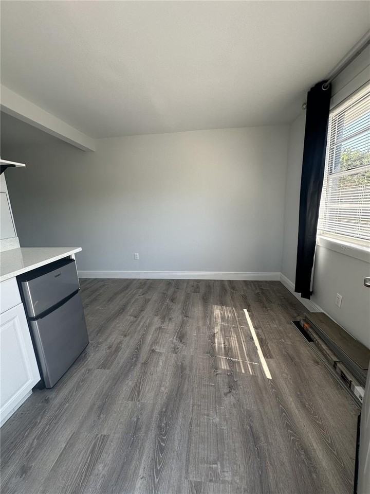 4410 Atwater Dr - Photo 5 of 9