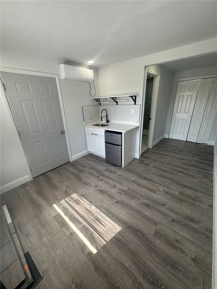 4410 Atwater Dr - Photo 6 of 9