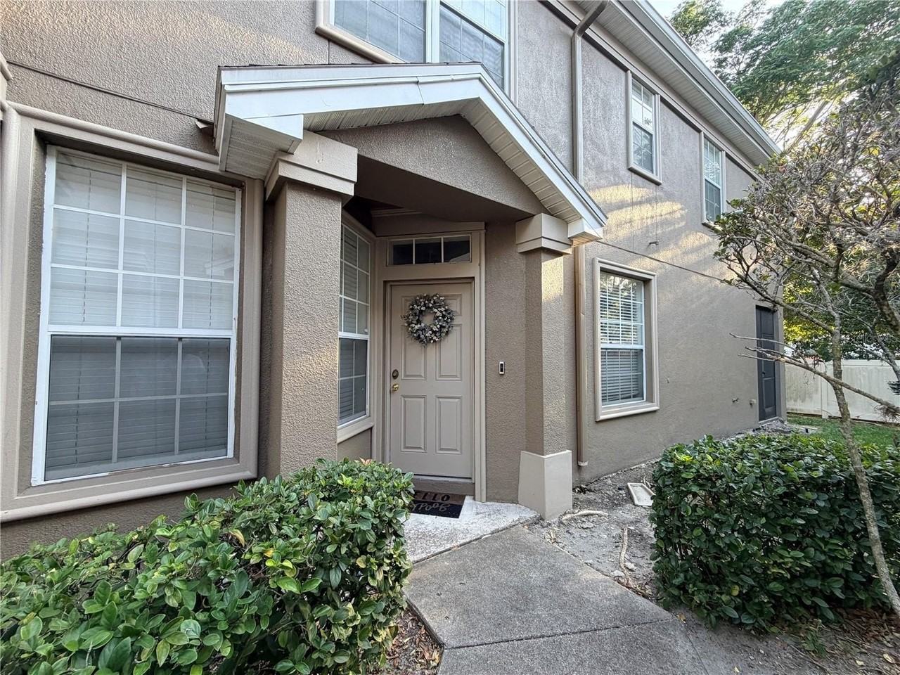 4212 Bismarck Palm Dr - Photo 2 of 47