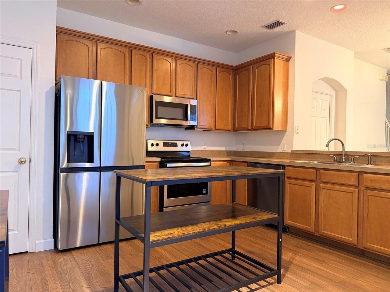 4212 Bismarck Palm Dr - Photo 5 of 47