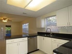 1422 Oak Valley Dr - Photo 2 of 9