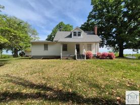 82 Maple Leaf Rd - Photo 1 of 1