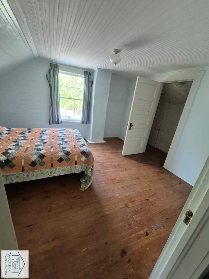 82 Maple Leaf Rd - Photo 6 of 9