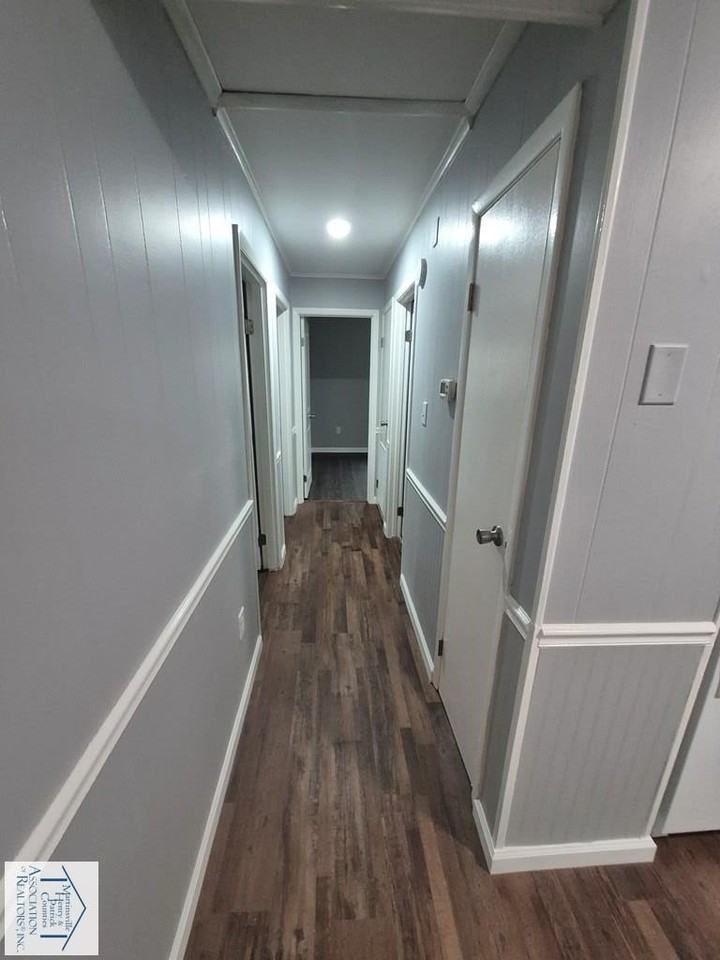 961 Southland Dr - Photo 4 of 7