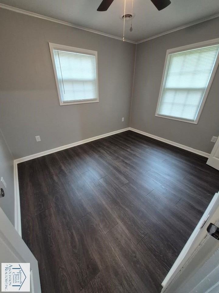 961 Southland Dr - Photo 5 of 7