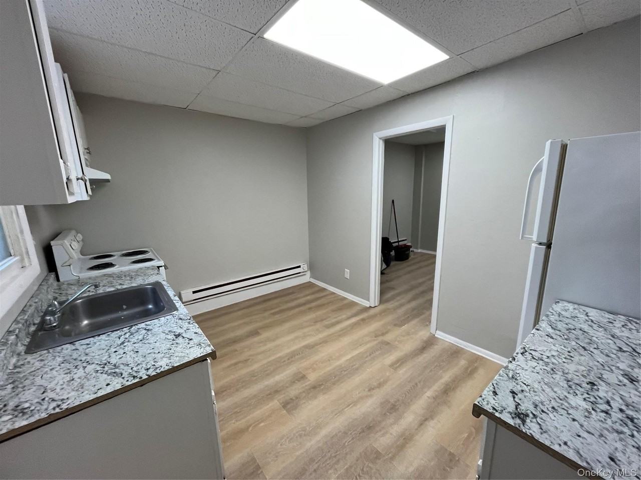 201 Main St #5 - Photo 3 of 14