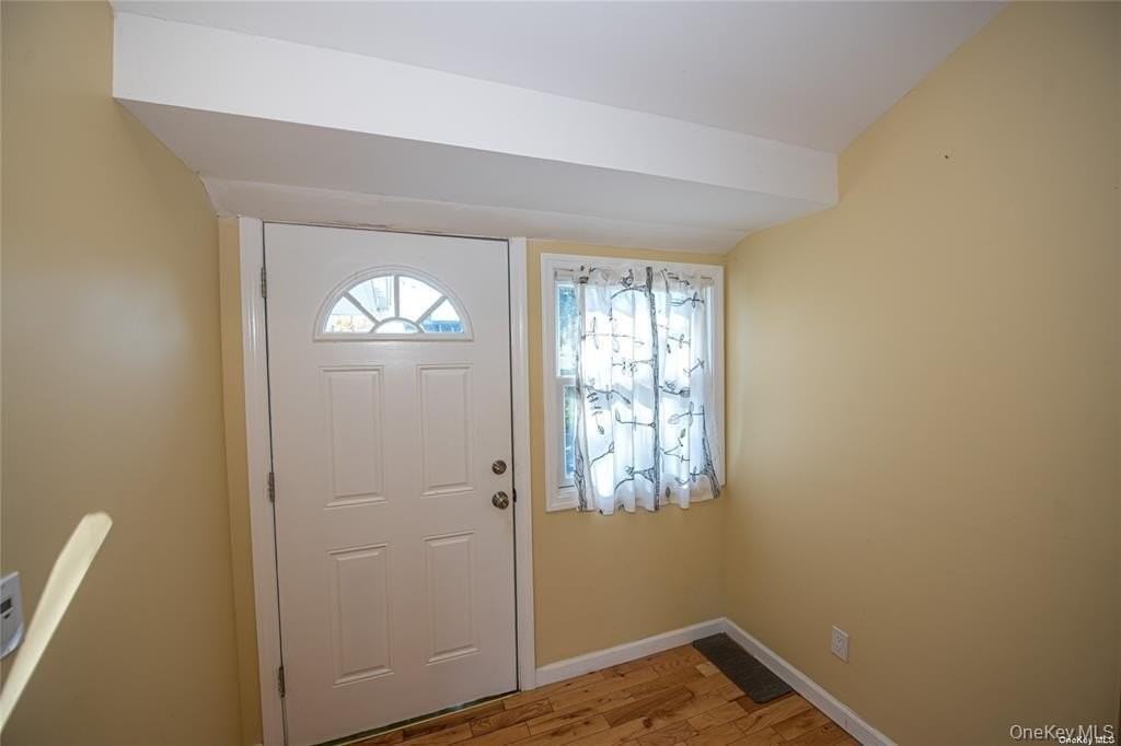 37 Winter Ln - Photo 5 of 21