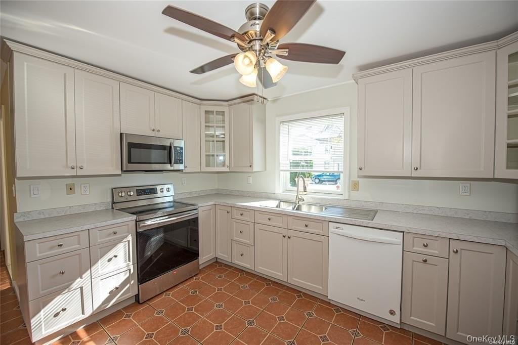 37 Winter Ln - Photo 7 of 21