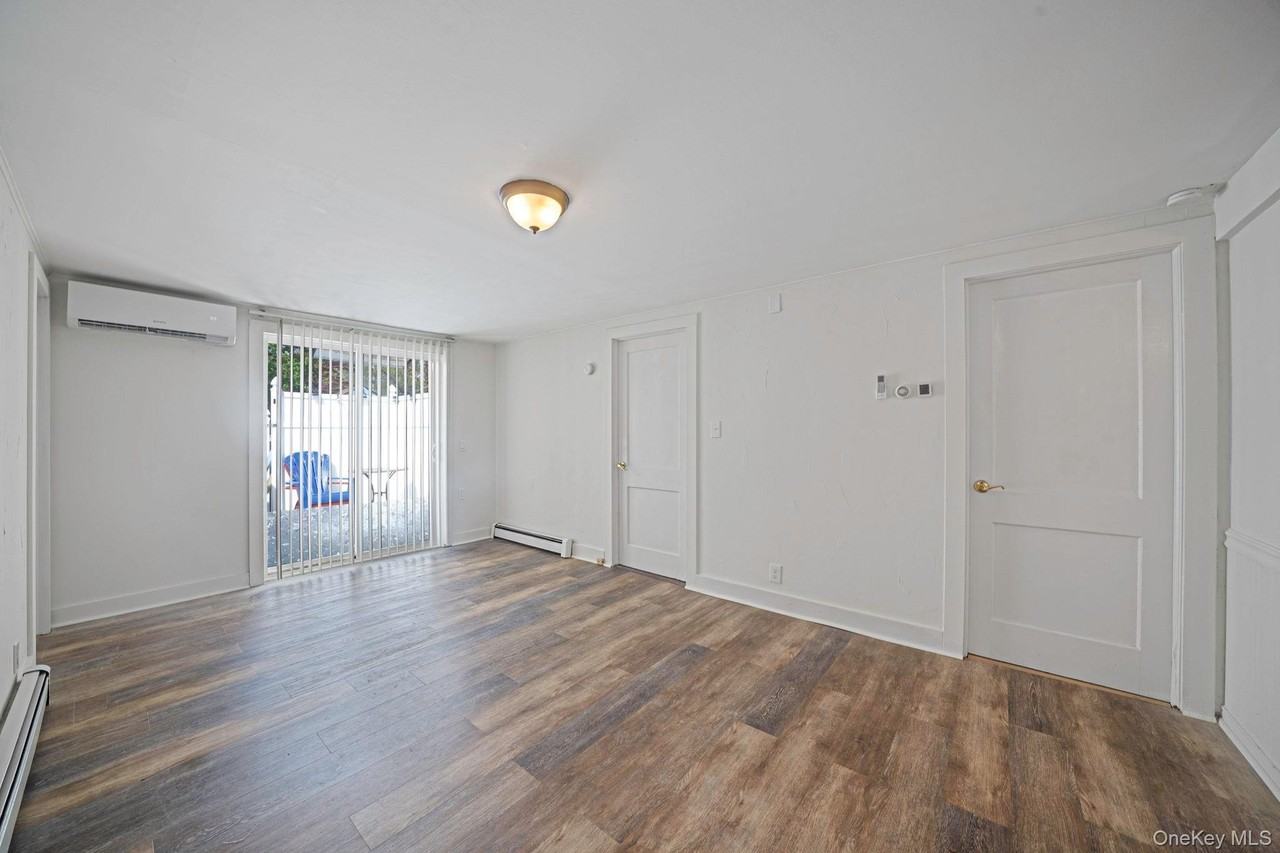 32 Dewey St - Photo 3 of 20