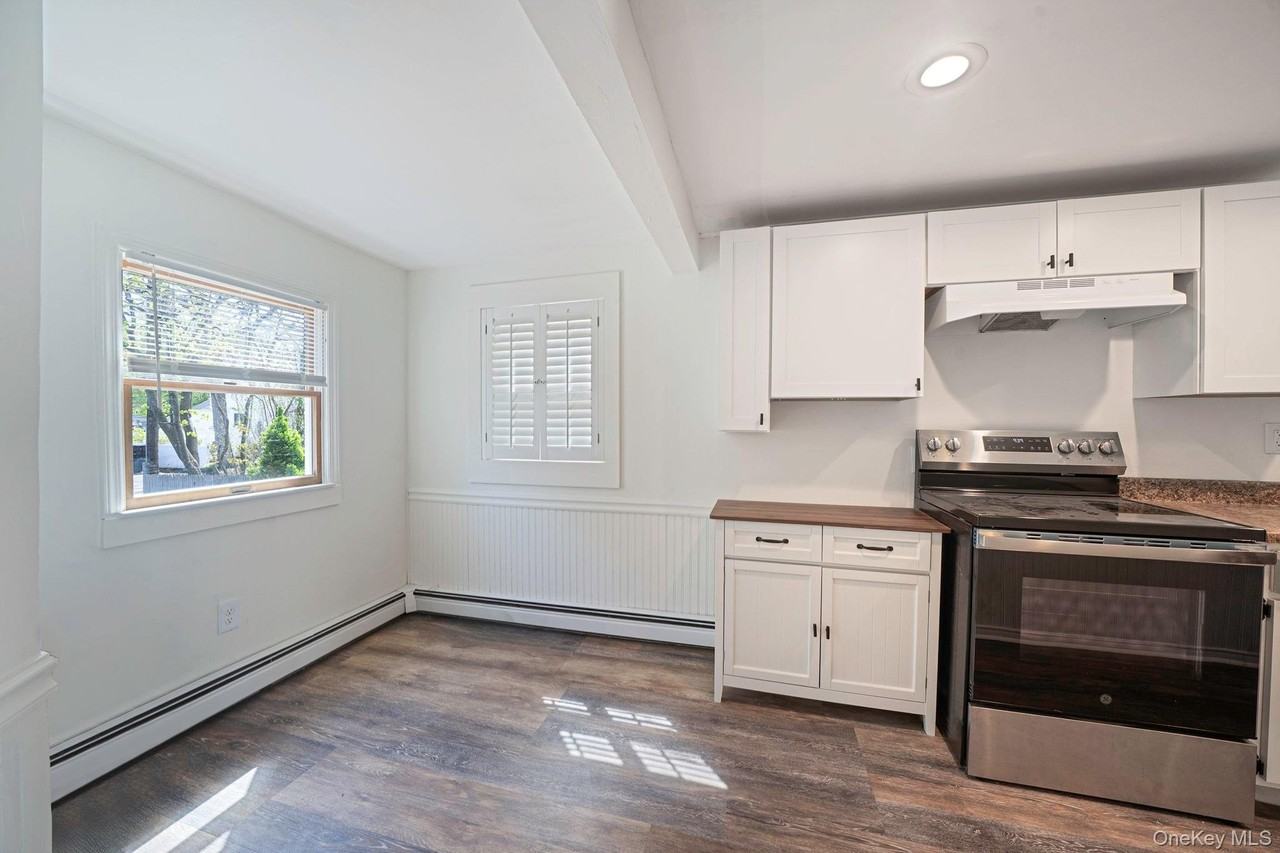 32 Dewey St - Photo 5 of 20