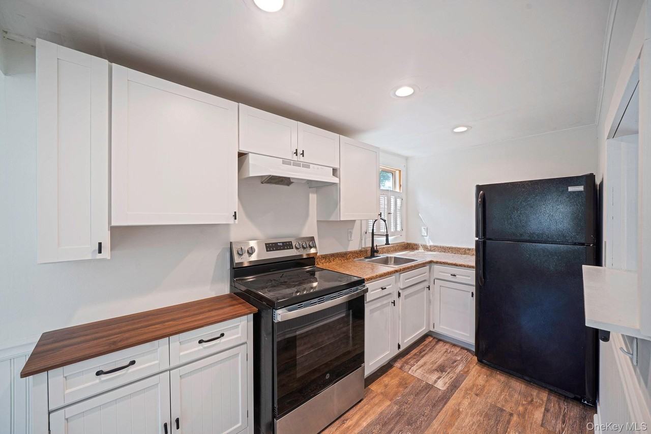 32 Dewey St - Photo 7 of 20