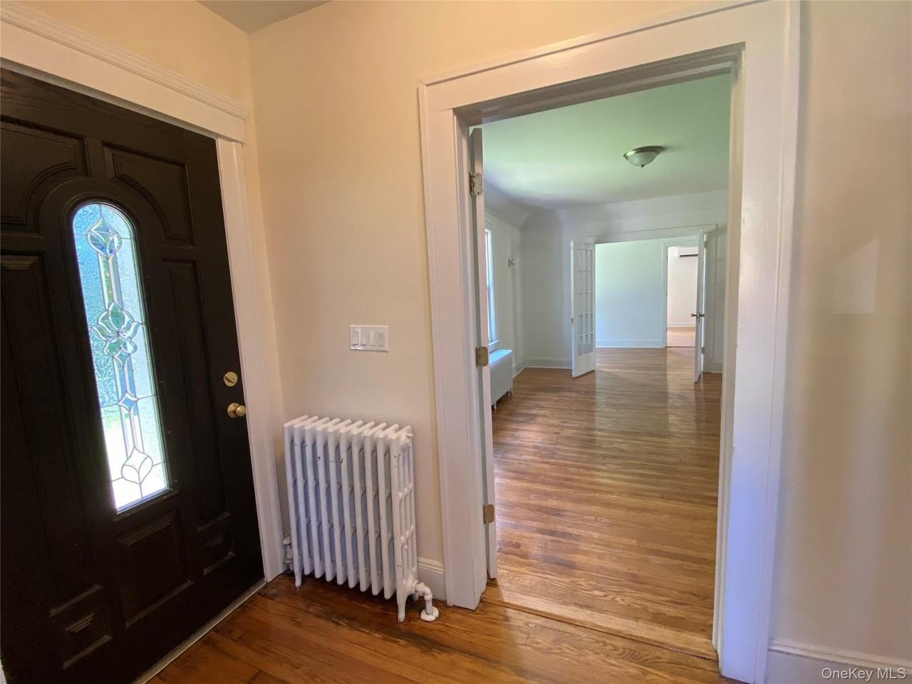 9 Nassau Rd #1 - Photo 3 of 19