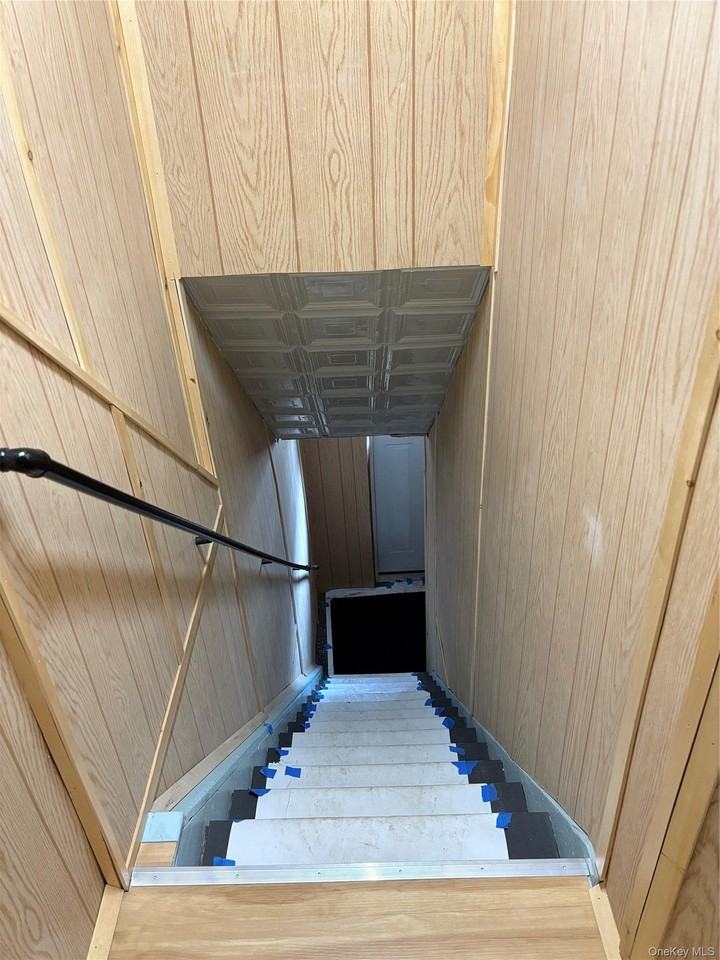 108 Main St #2 - Photo 6 of 13