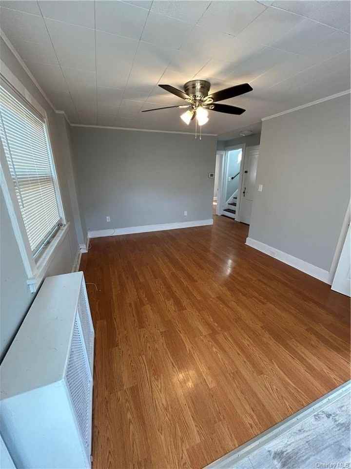 72 Soundview St #2 - Photo 4 of 19