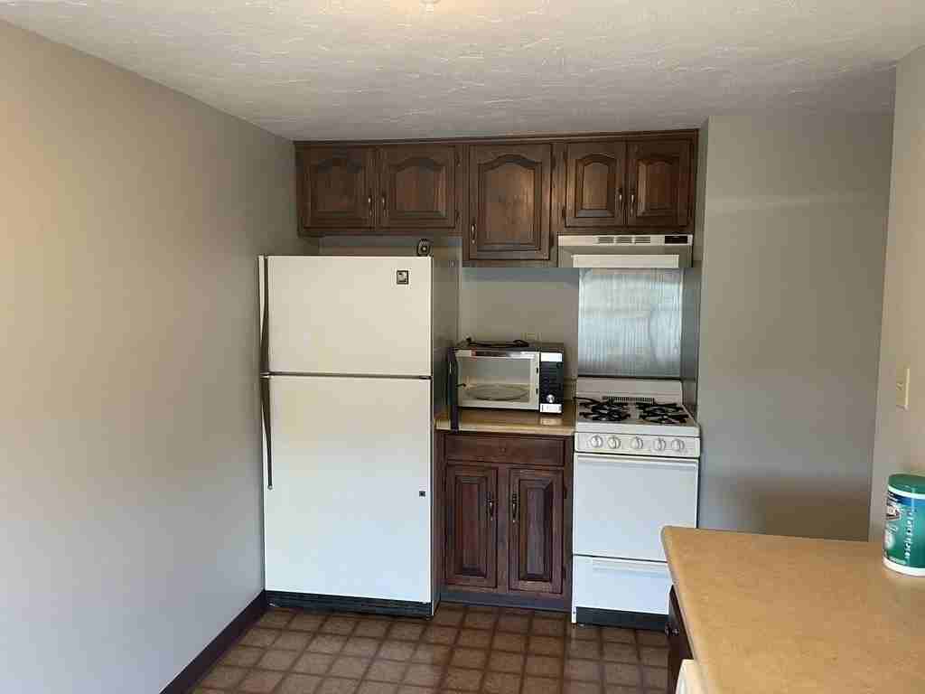 195 Billings Rd #3 - Photo 6 of 11
