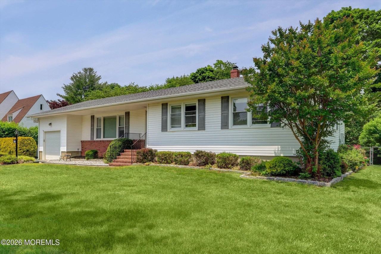 125 Beechwood Ave - Photo 2 of 39