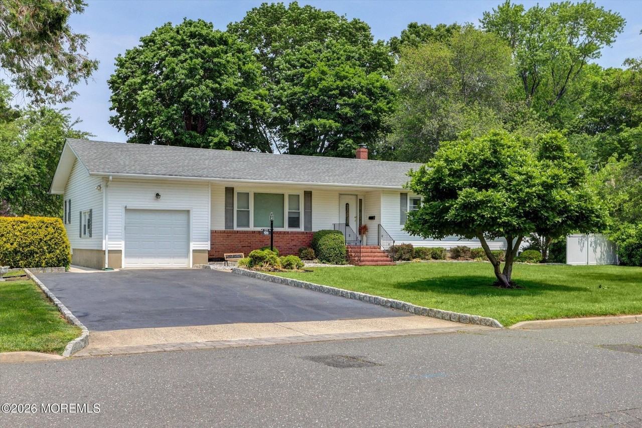 125 Beechwood Ave - Photo 4 of 39