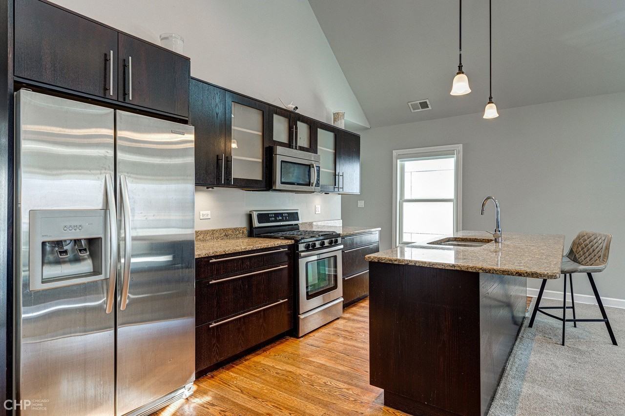 1414 W Superior St #2 - Photo 6 of 16