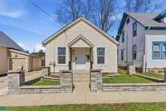 810 Superior St - Photo 1 of 1